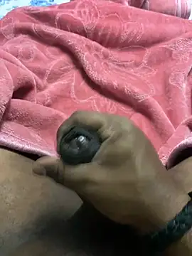 Snapshot of Honeydick7 chatting on 02.07.25 Honeydick7 online show from 02.07.25