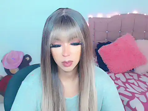 Tanedra collings online show from 02.18.25