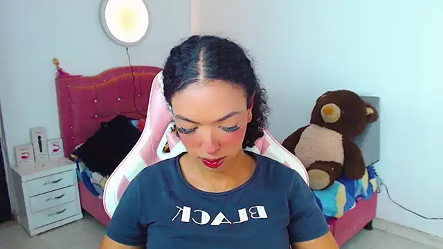 Tanedra collings online show from 04.10.26