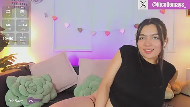 Snapshot of Nicollemays chatting on 02.17.25 Nicollemays online show from 02.17.25