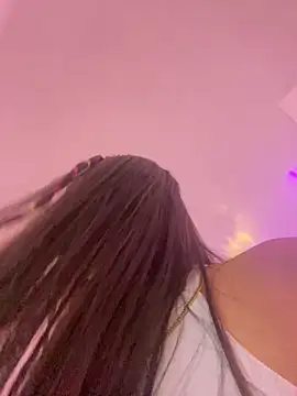 Snapshot of Nicollemays chatting on 03.21.25 Nicollemays online show from 03.21.25