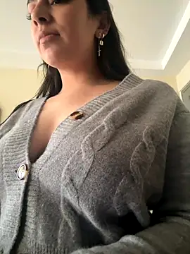 Snapshot of Nicollemays chatting on 09.19.25 Nicollemays online show from 09.19.25