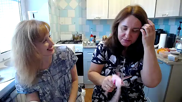 Snapshot of DonnaMagdalena chatting on 12.05.24 DonnaMagdalena online show from 12.05.24