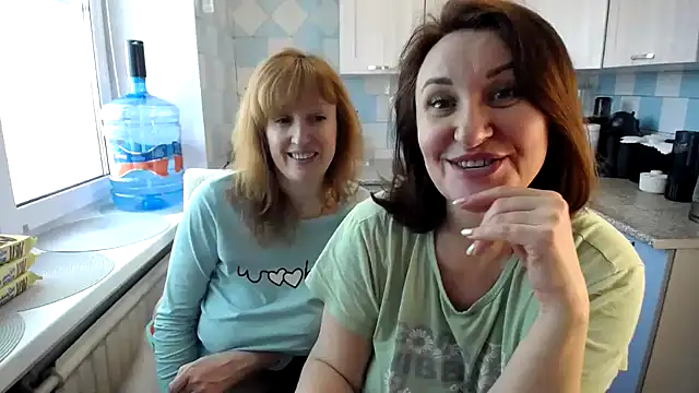 DonnaMagdalena online show from 03.06.26