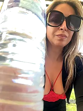 Cute Anissa online show from 09.29.25