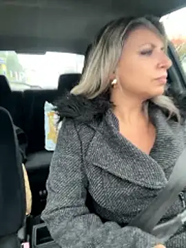 Cute Anissa online show from 10.29.25