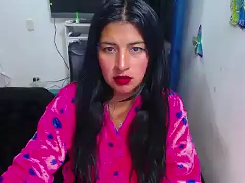 Yunhot  online show from 01.31.25