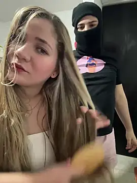 Snapshot of Celestedubois chatting on 01.13.25 Celestedubois online show from 01.13.25