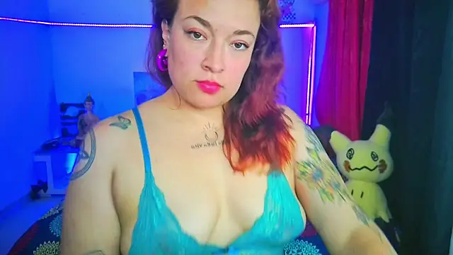 Snapshot of IamZaylu chatting on 12.23.24 IamZaylu online show from 12.23.24