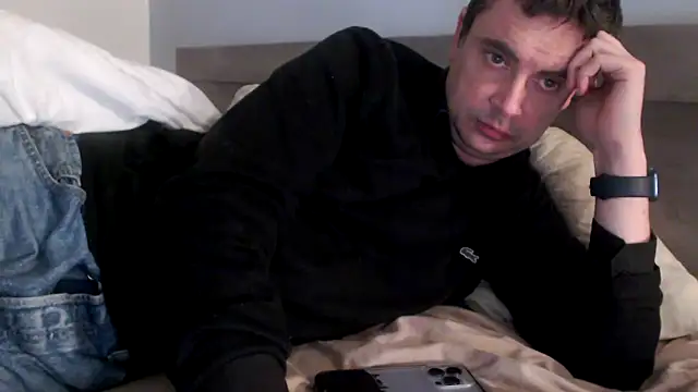 Snapshot of freddy0222222 chatting on 02.16.26 freddy0222222 online show from 02.16.26