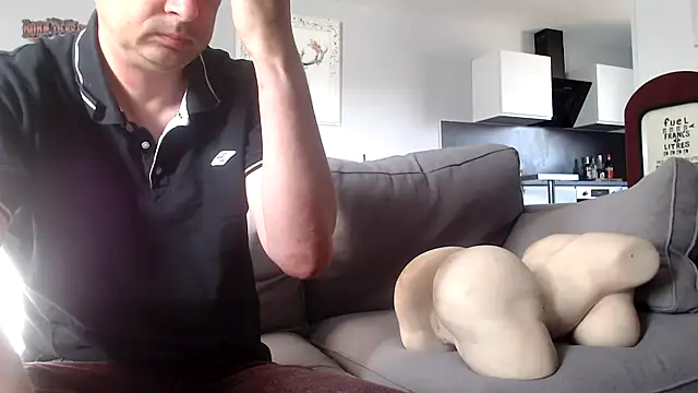 Snapshot of freddy0222222 chatting on 07.19.26 freddy0222222 online show from 07.19.26