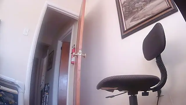 Snapshot of hottottrot691 chatting on 01.16.26 hottottrot691 online show from 01.16.26