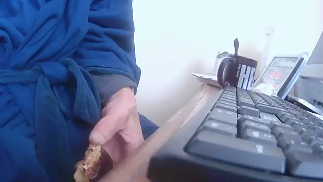 Snapshot of hottottrot691 chatting on 02.26.26 hottottrot691 online show from 02.26.26