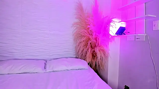 CamileHolmes online show from 01.13.26