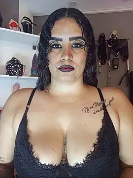Snapshot of MariaGaitan chatting on 04.19.26 MariaGaitan online show from 04.19.26