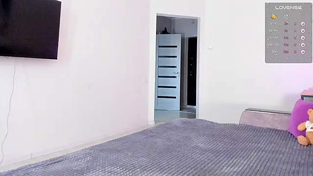 eva rose7 online show from 02.07.26