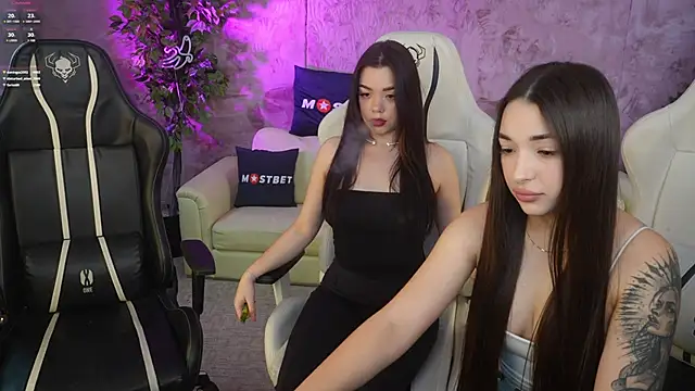 Jasmine Flow online show from 12.26.24