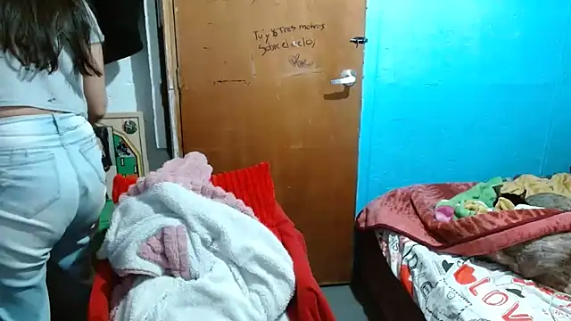 clarisse69 online show from 12.04.24