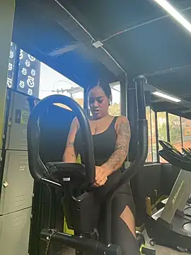 Snapshot of Luisa_Fernandaa chatting on 02.27.26 Luisa Fernandaa online show from 02.27.26