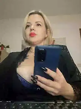 Ladykaos online show from 12.28.24