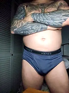 Snapshot of MrBiggBallz chatting on 12.20.25 MrBiggBallz online show from 12.20.25