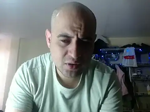 Snapshot of alphaswitchard chatting on 01.26.25 alphaswitchard online show from 01.26.25