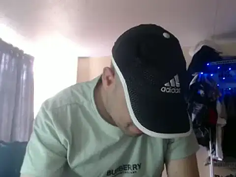 Snapshot of alphaswitchard chatting on 01.26.25 alphaswitchard online show from 01.26.25