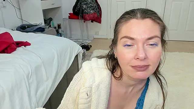 Snapshot of Rolla_Coaster chatting on 01.31.25 Rolla Coaster online show from 01.31.25