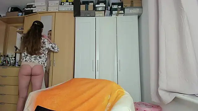 Snapshot of Rolla_Coaster chatting on 03.23.25 Rolla Coaster online show from 03.23.25