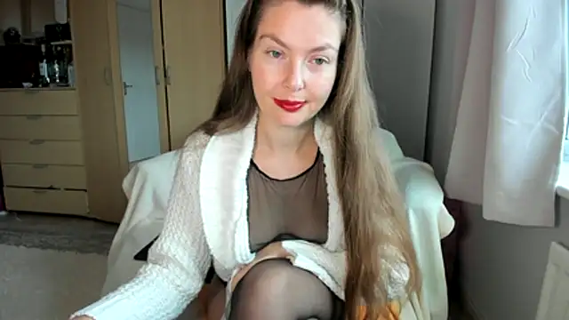 Snapshot of Rolla_Coaster chatting on 10.16.25 Rolla Coaster online show from 10.16.25