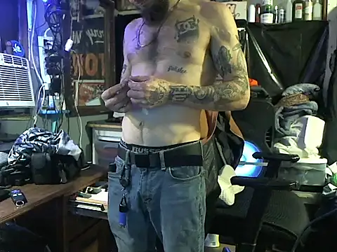 CloudDadddyyy420 online show from 01.19.25