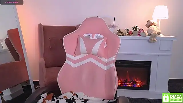 Grace and  Jacob online show from 10.06.25