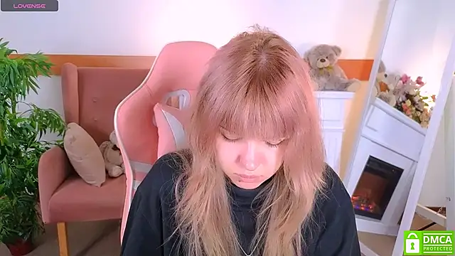 Grace and  Jacob online show from 10.17.25