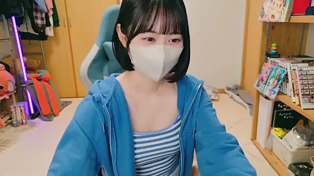 HIKARI x0 online show from 12.13.24