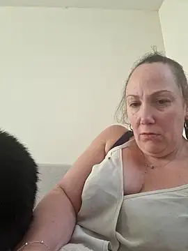 Wisie Cutie online show from 03.18.25