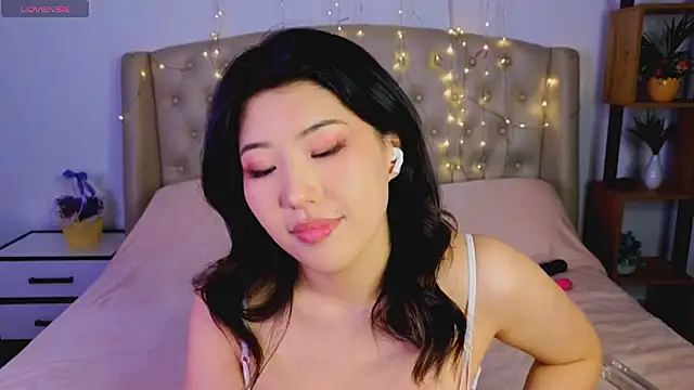 Wendy  Hills online show from 03.16.25