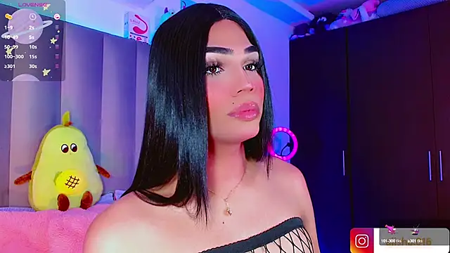 AiishaRose online show from 03.18.25