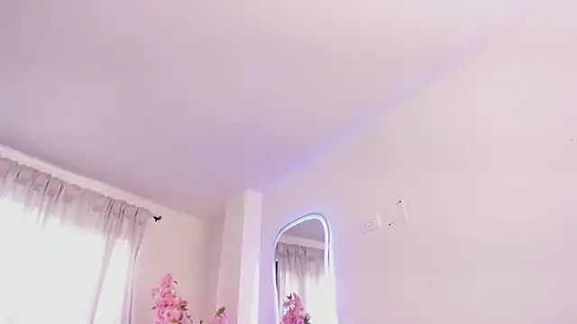 KAROLIVONNE online show from 03.28.26