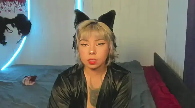 Snapshot of Diosagata chatting on 12.19.24 Diosagata online show from 12.19.24