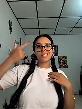 Snapshot of Annya-sweet chatting on 02.07.26 Annya-sweet online show from 02.07.26