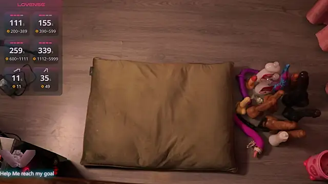 Redhead Shark new online show from 02.08.25