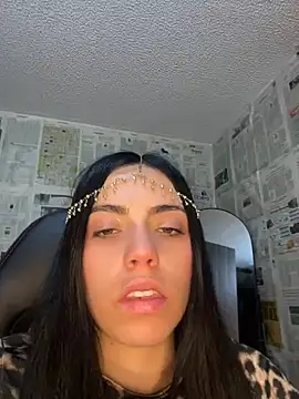 i am nina  online show from 05.16.26