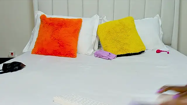  heavenlysent online show from 02.10.26