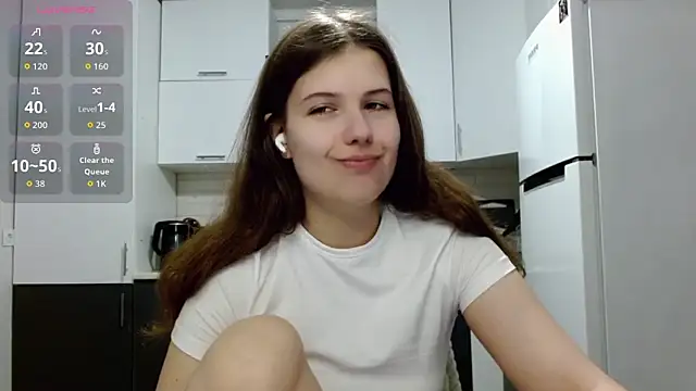 Snapshot of SayMeow_ chatting on 05.12.26 SayMeow online show from 05.12.26