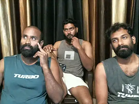 Snapshot of indian2 chatting on 06.26.26 indian2 online show from 06.26.26
