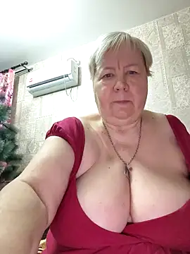 EffectFiona online show from 12.16.25