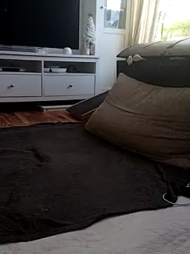 Snapshot of SexyDreamercouple89 chatting on 12.27.24 SexyDreamercouple89 online show from 12.27.24