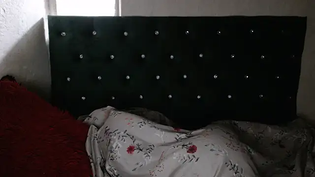 NatlilBooty online show from 10.30.25