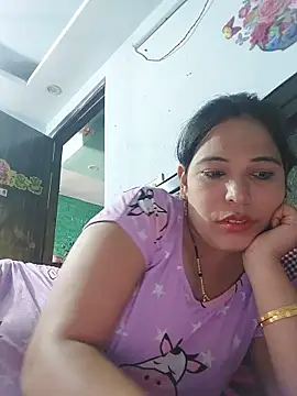 Snapshot of Poojabhabi101 chatting on 06.09.26 Poojabhabi101 online show from 06.09.26