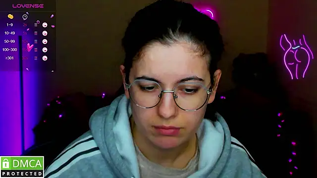 Snapshot of Aminabeatris chatting on 02.27.26 Aminabeatris online show from 02.27.26